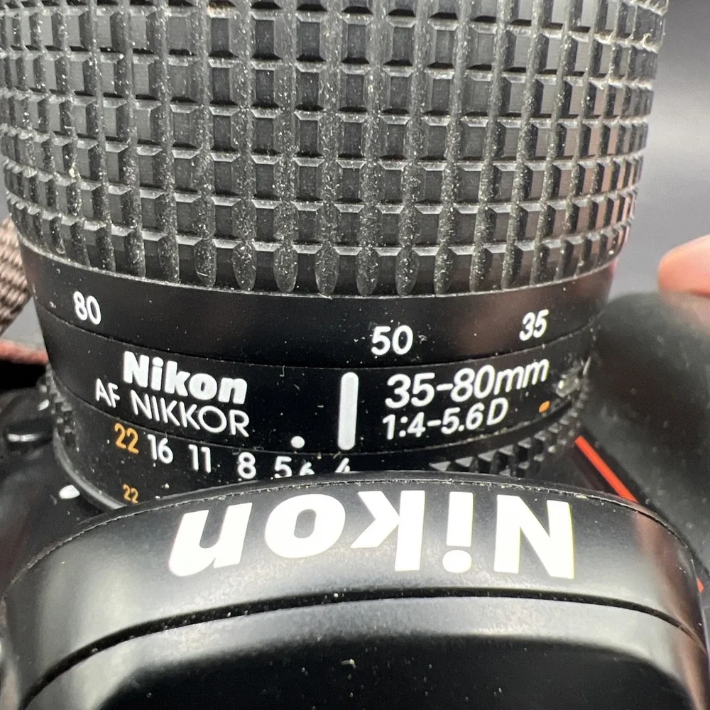 Nikon N50 35mm SLR AF NIKKON 35-80MM1:4-5.6D Lens Soft Carrying Case - UNTESTED